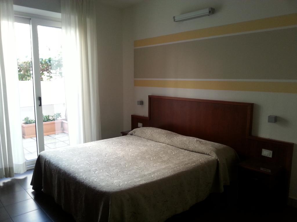Residence Nocchiero Riccione Exterior foto